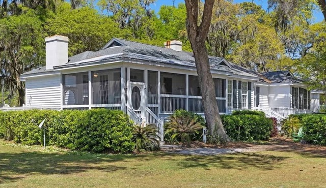 Lilly Pad Haven- Beautiful 2bdrm-4 Pass Golf Cart Included