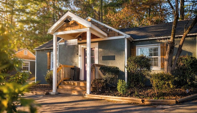Lookout Mountain Cottage