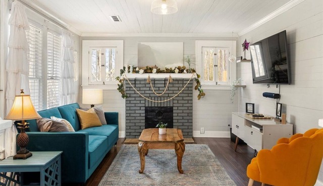 Lucky's Cottage | Hot Tub +Dog Friendly+Fire Pit