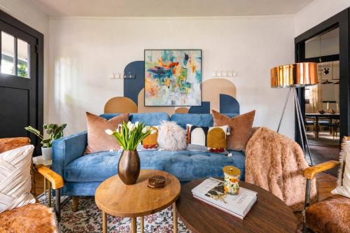 Lush Lodge