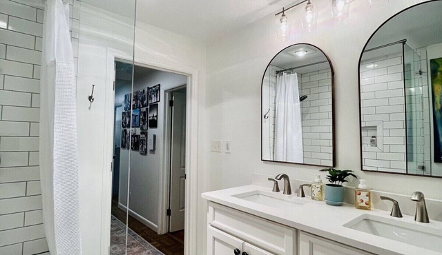 Lush Masters Hideaway w HEATED Pool! Charming 3-bedroom House In North Augusta.