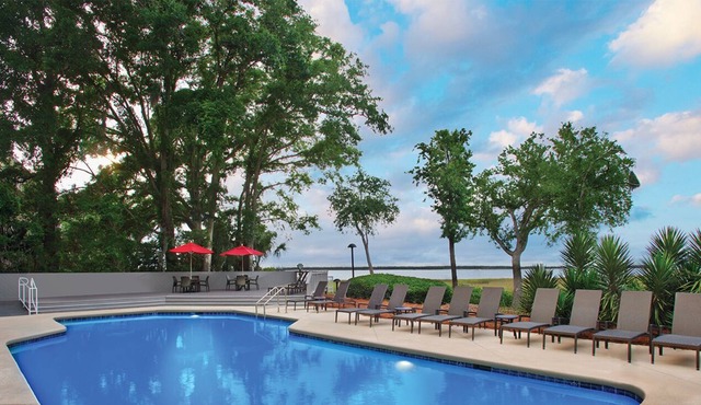 Luxury 2-Bedroom Villa On Hilton Head Island
