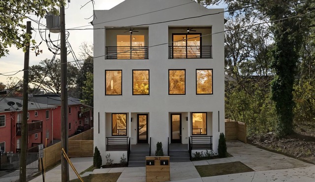 Luxury 3-Story Duplex in Downtown ATL