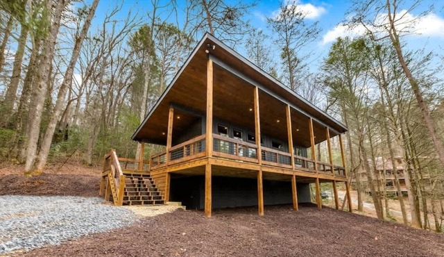 Luxury Tiny Home - Hot Tub