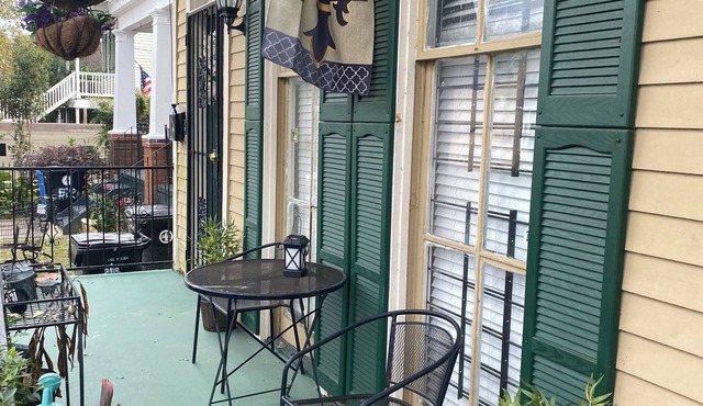 Mardi Gras Parade Route Historic Victorian Tourist Area/Magazine St./Napolean