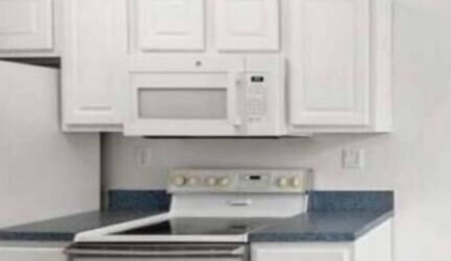 Marvelous 4-bedroom townhome with AC in Gaithersburg