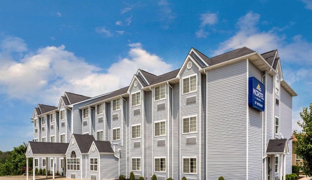 Microtel Inn & Suites by Wyndham Dry Ridge