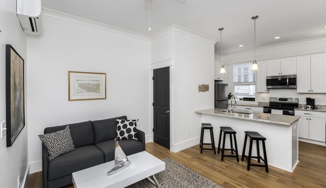 Modern Amenities in Historic Charleston's Harleston Village