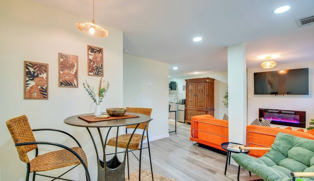 Modern Decatur Flat: Near MARTA, Emory, Mid/Dwtn