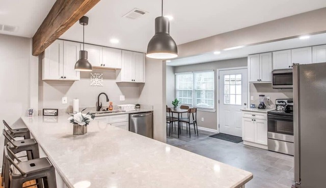 Modern Interior, Near Downtown! Warm at Wellsville