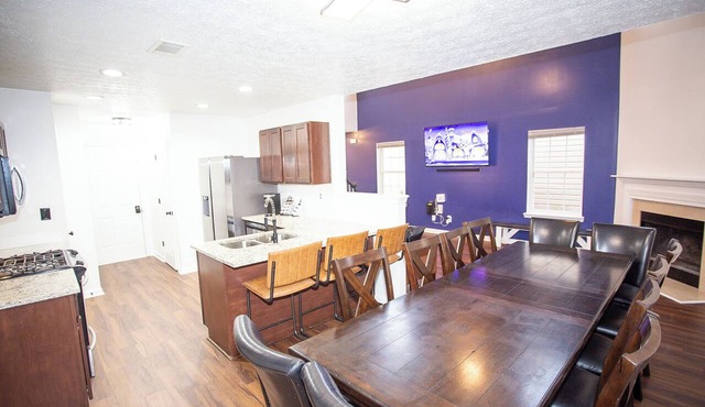 Modern Metro Atl Open Concept Home