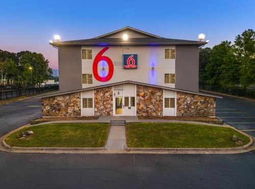 Motel 6 Little Rock AR South