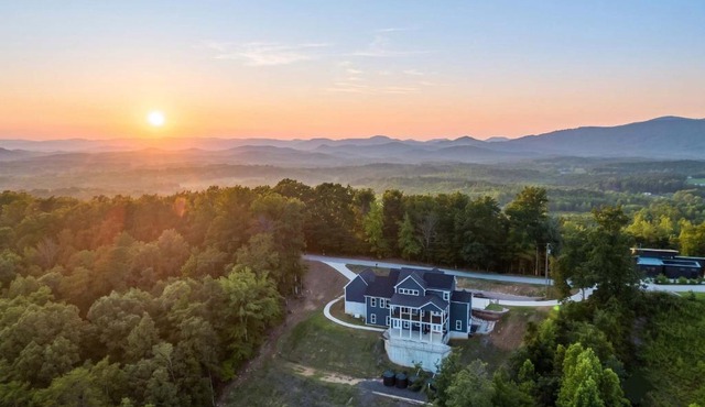 Mountain View Escape
