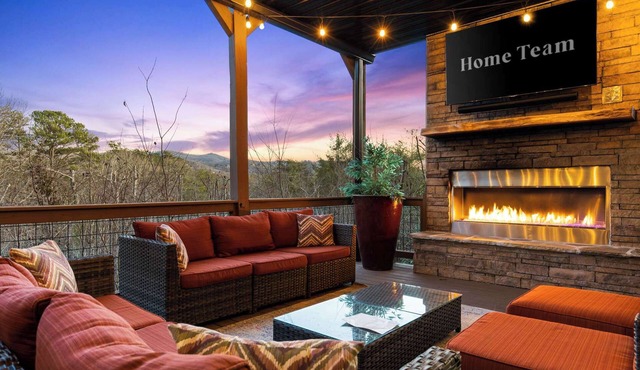Mtn Views + Theater + Hot Tub | 5 King Suites