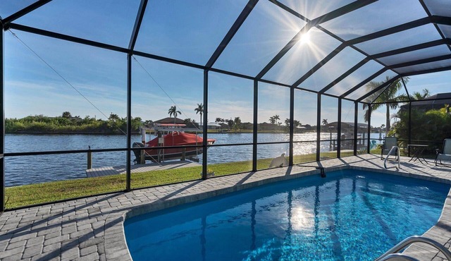 New Listing! Charlotte Harbor Area Resort, 120mi to Disney & 134mi to Universal - GRH805340