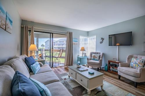 New Listing! - Pool and Ocean View - Harbor Island Beachhouse