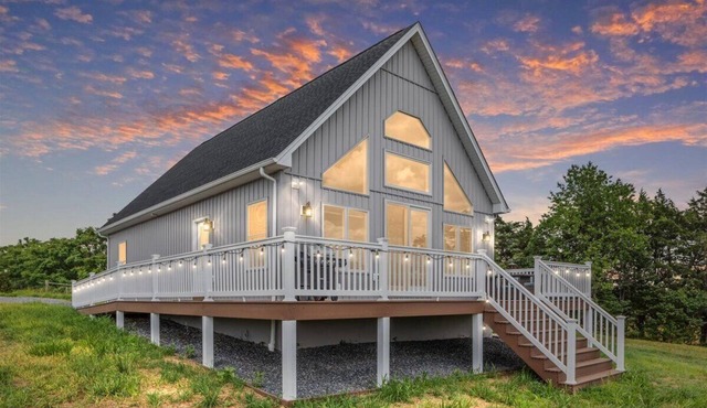 New! Sunset Mountain Retreat