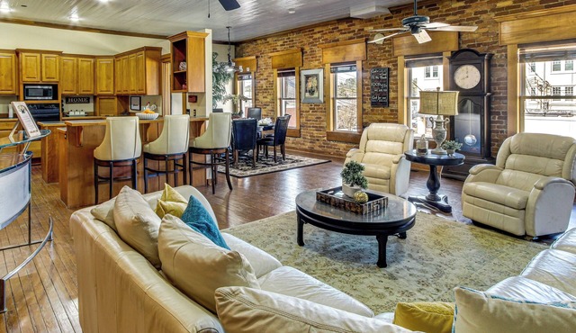 New York-Style Loft on Main St: Dtwn Enterprise