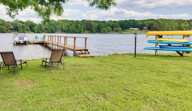 Newly Renovated Lake Bowen Home w/Game Room!