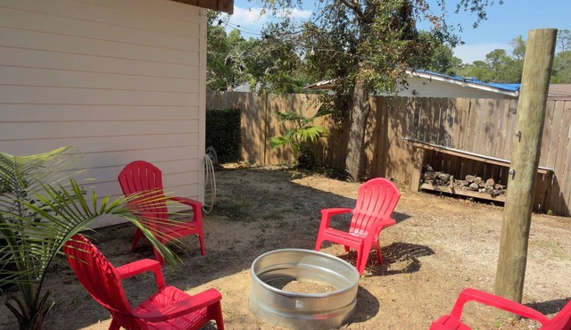 NICEVILLE FLORIDA Hammock Haven – Spacious, Serene & Just Minutes from the Beach