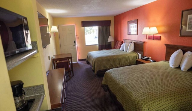 NON SMOKING DOUBLE SUITE #2