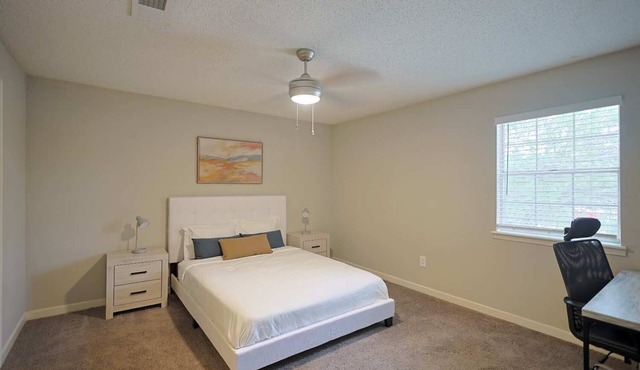 Northtown Apartments 10A I Spacious 1 Bed 1 Bath