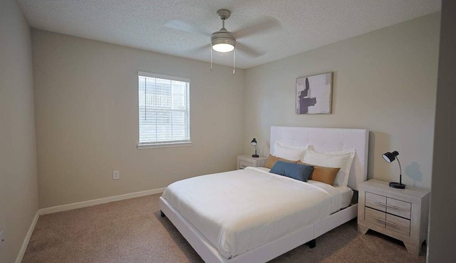 Northtown Apartments 15F I Spacious 1 Bed 1 Bath