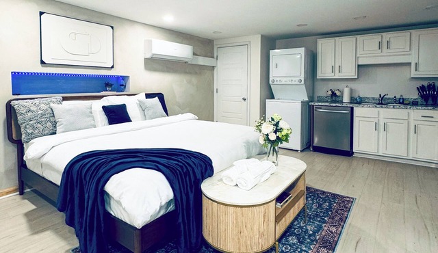 Oak & Indigo Studio: By Downtown Louisville, Germantown, 4th Street, & More
