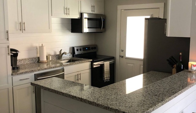 Ocean Views/Newly Renovated 2 Bedroom 1 Bath Condo