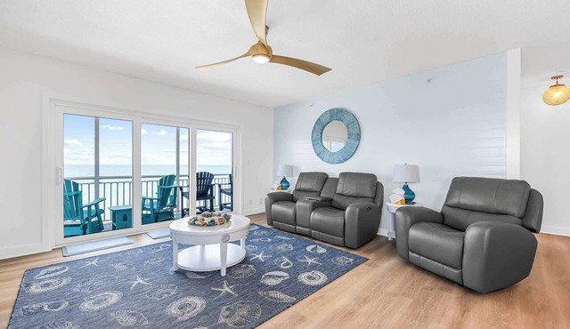 Oceanfront condo w/balcony & rocket launch views