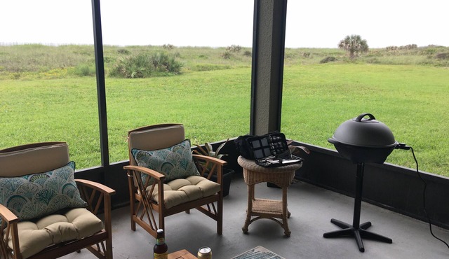 Oceanfront Paradise! 2/2 mins from St. Augustine! Great for families & couples!