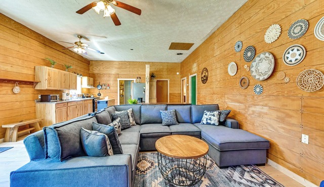 Ohio Cabin on 23 Acres: Fish, Hunt & Explore!