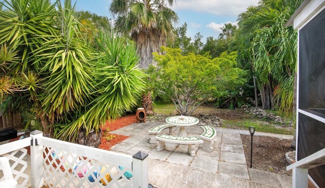 Palm Grove Paradise - Private Garden Oasis on Big Pine Key 2/1.5