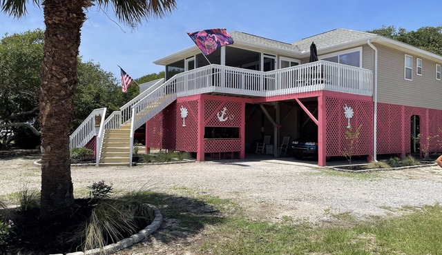Palmetto Blvd just steps from the beach !