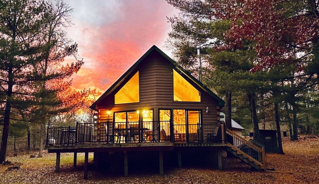 Pardun Rd · Quiet waterfront on Yellow River, lake access!