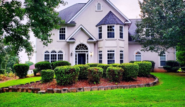 Peaceful and Charming Home in the Heart of ATL