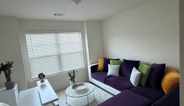 Perfect for Nurses-Charming 2-bedroom townhome in Atlanta Metro