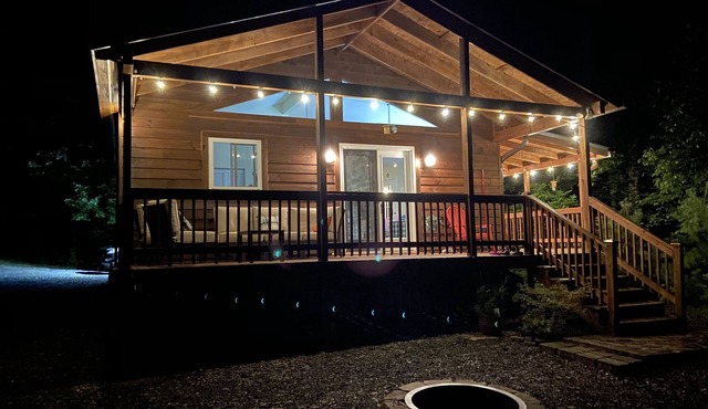 Perfectly Located Mountain Cabin with Breathtaking, Long Range Views!