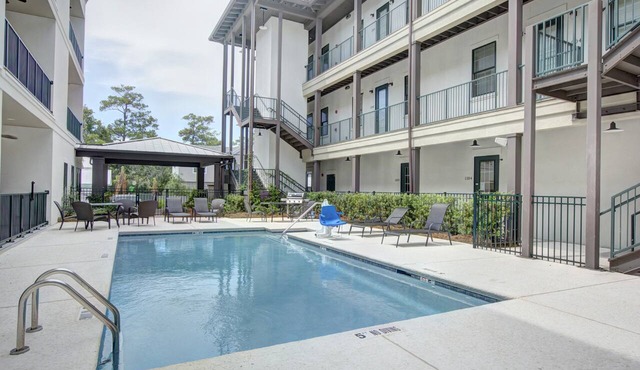 Pet Friendly, Updated 1 Bedroom Getaway at Ocean Suites