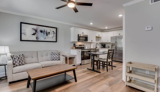 Pines at 5 Corporate Furnished Rentals Suite 216