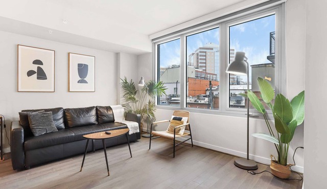 Prime Area | Spacious Apt Near Metro