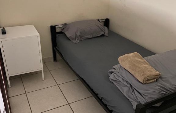 Private Cubicle - Single Bed - Mixed Shared Dorm - MIAMI AIRPORT