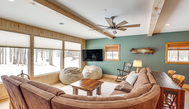 Private Dock, BBQ Ready: Lakefront Fifield Home! in Fifield