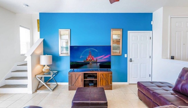 Private Pool and Lake Views Near Disney Parks