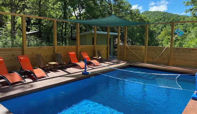 Private Pool Opens April 1 - All Year Hot Tub