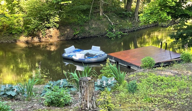 Private Riverfront Home I Floating River Lounge I Trails I 12 Min to Beach