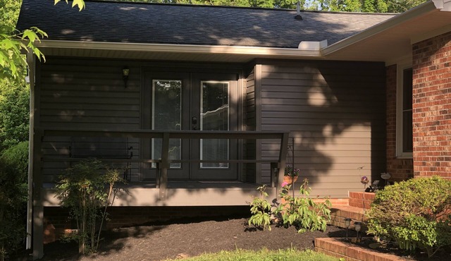Private Studio Apartment with Easy Walk to WCU