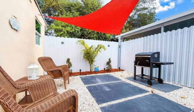 Private Studio Near Hard Rock Peaceful Stay
