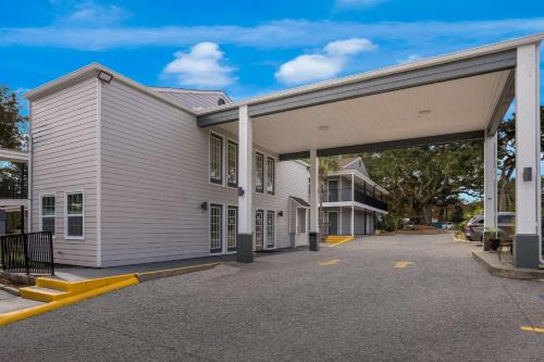 Quality Inn Ocean Springs - Biloxi East