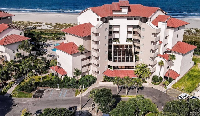Radiant Sandcastles Beachfront Located on the Atlantic Ocean -Amelia Island